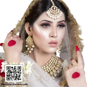 Walnut Hazel contact lens – warm hazel eyes